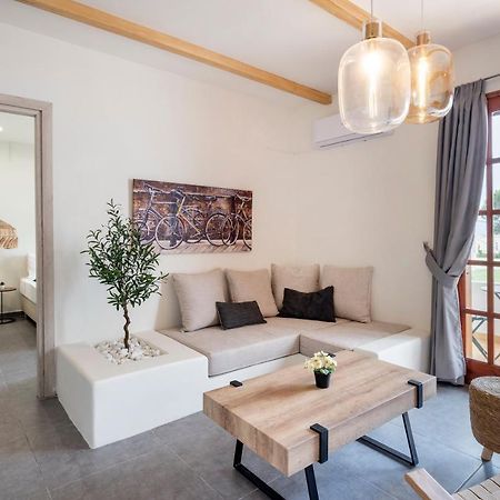 Jonathan City Apartment Кос Екстериор снимка