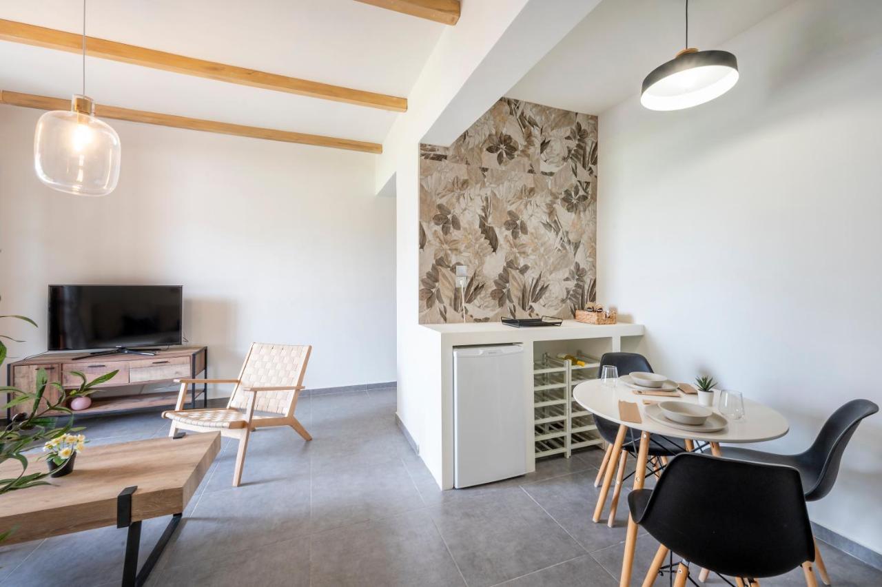 Jonathan City Apartment Кос Екстериор снимка