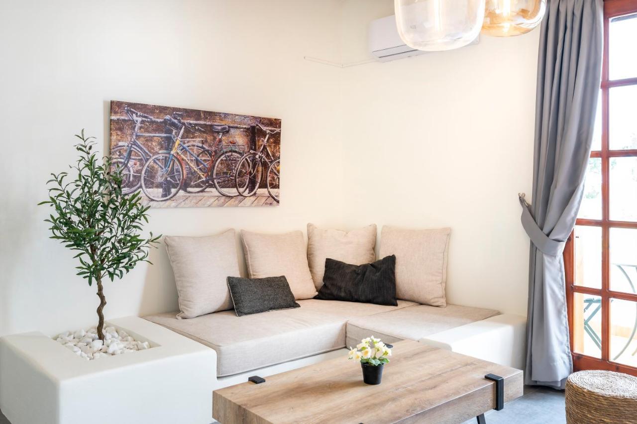Jonathan City Apartment Кос Екстериор снимка